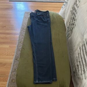 Bass Women's Navy Skinny Jeans